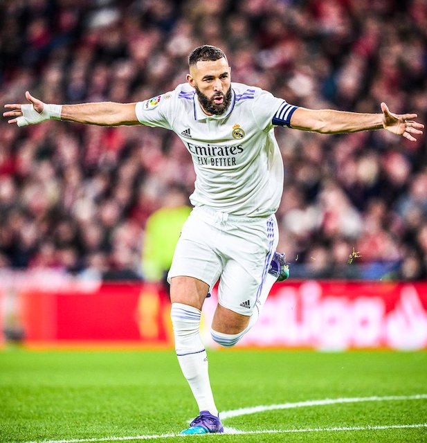 Benzema scored a seven-minute hat-trick-min